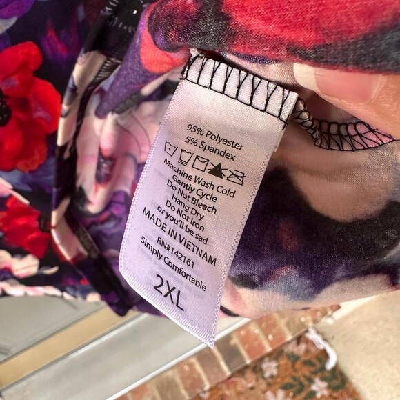 LuLaRoe Amber Floral Pullover Hoodie 2XL - Picture 3 of 4